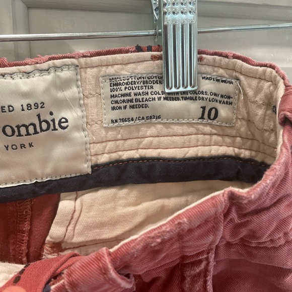 Boys abercrombie shorts 10 - Picture 3 of 3